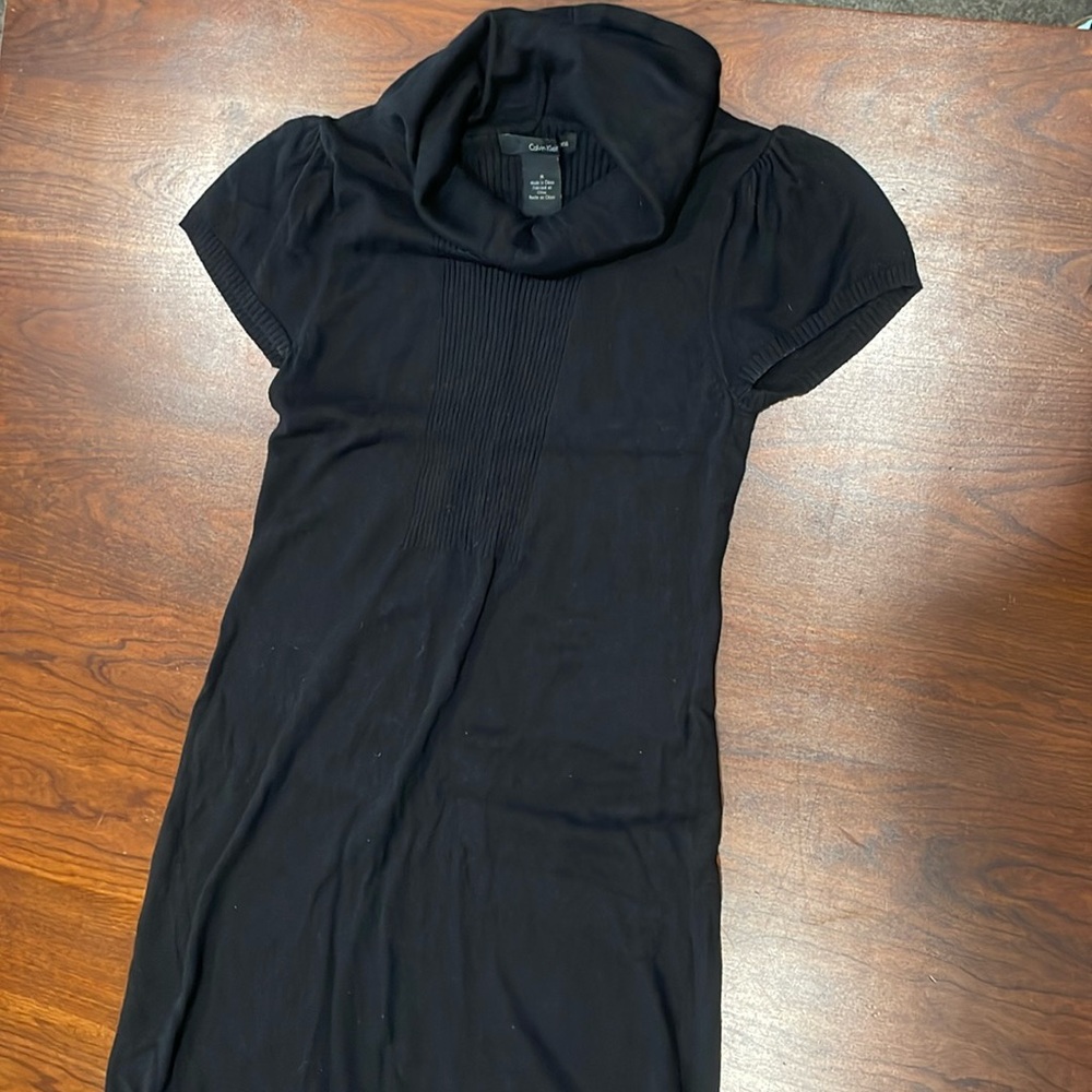 Med women’s Calvin Klein short sleeve sweater dress